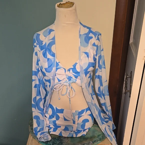 New Blue and White Patterned Swim Set - Picture 1 of 3